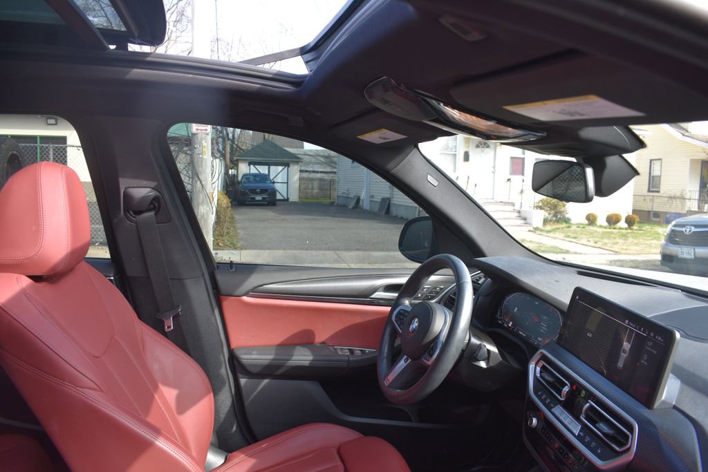 Used 2024 BMW X3 sDrive30i w/ Premium Package RWD image 19