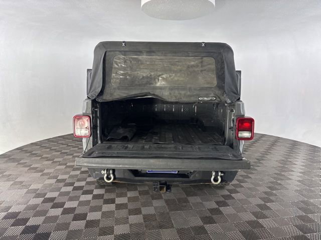 Used 2020 Jeep Gladiator Mojave w/ Trailer Tow Package image 21