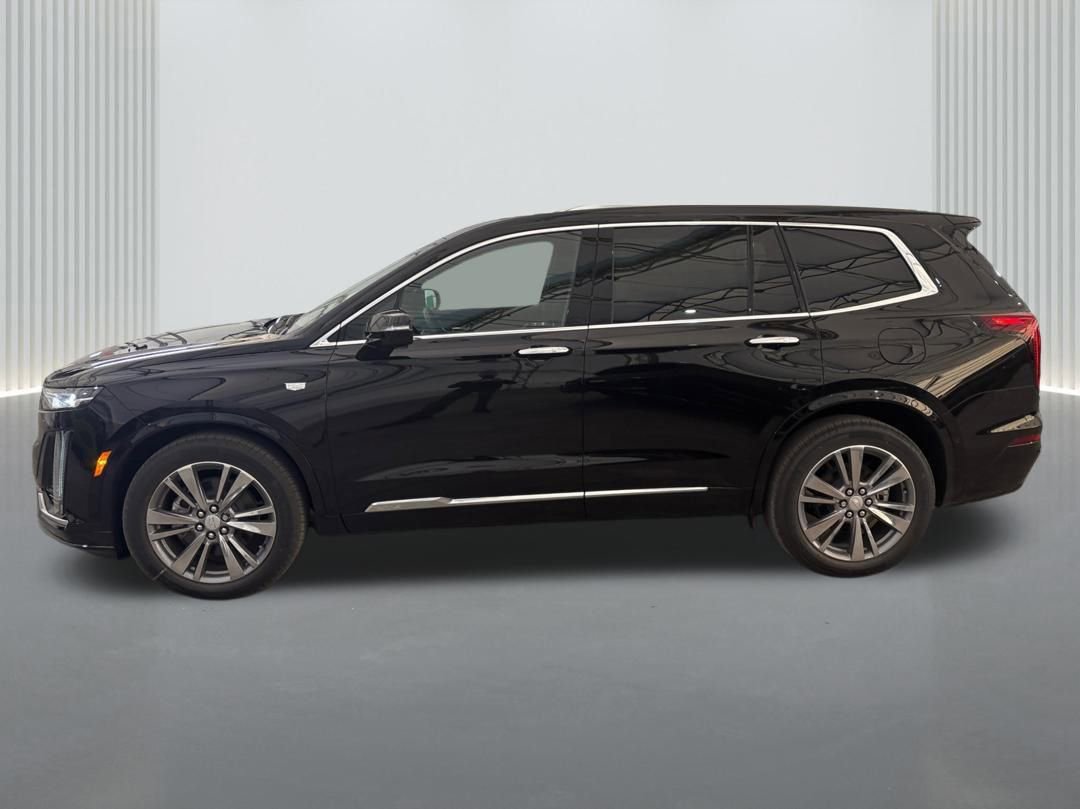 New 2025 Cadillac XT6 Premium Luxury w/ Technology Package FWD image 8