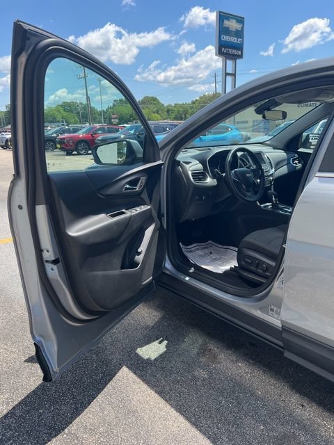 Used 2024 Chevrolet Equinox LT FWD image 19