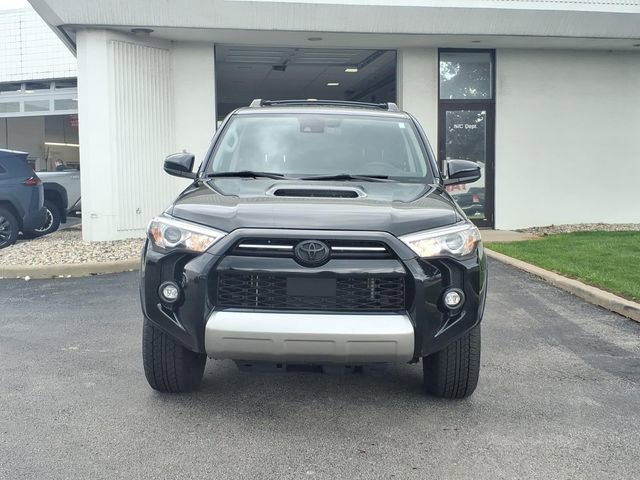 Certified 2023 Toyota 4Runner TRD Off-Road AWD/4WD image 25