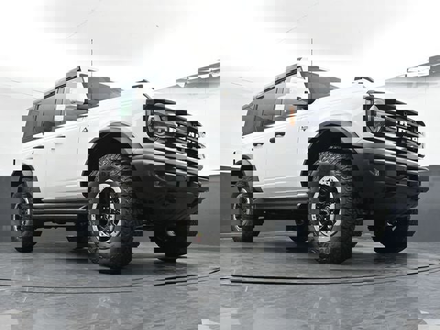 New 2026 Ford Bronco Outer Banks w/ Sasquatch Package AWD/4WD image 24