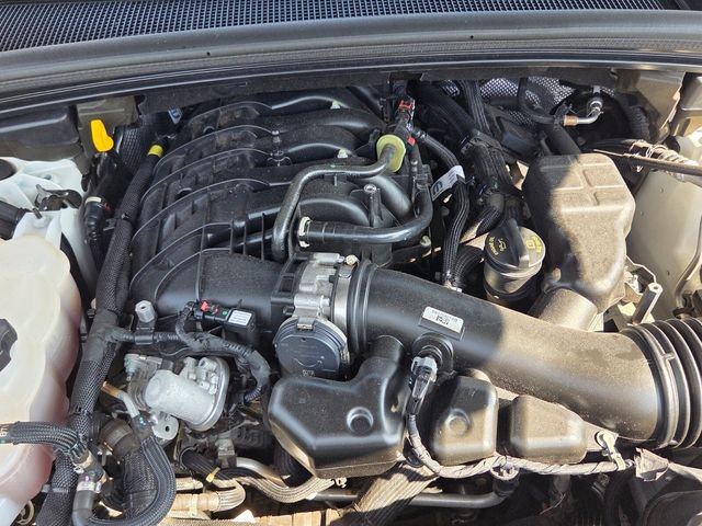 Used 2021 Jeep Grand Cherokee L Limited AWD/4WD image 24