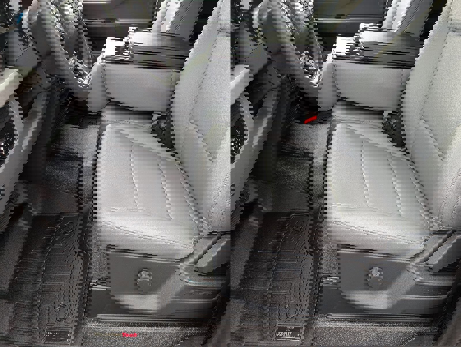 New 2026 Ford F350 XL w/ XL Chrome Package image 14