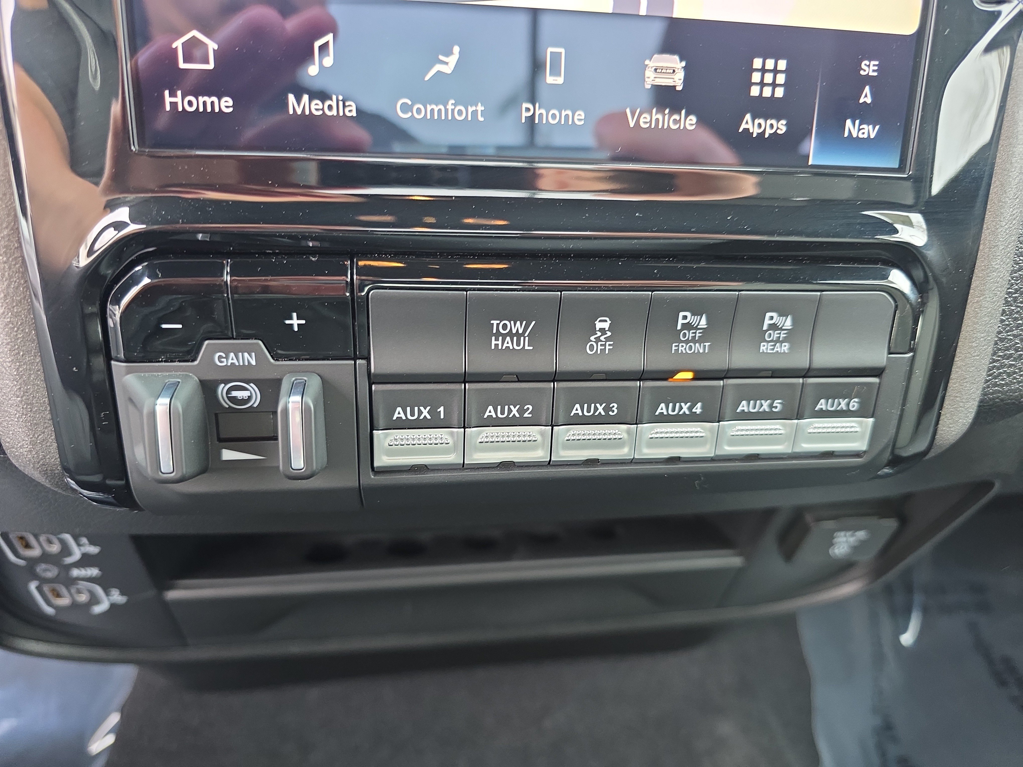 New 2026 RAM 2500 Tradesman AWD/4WD image 7