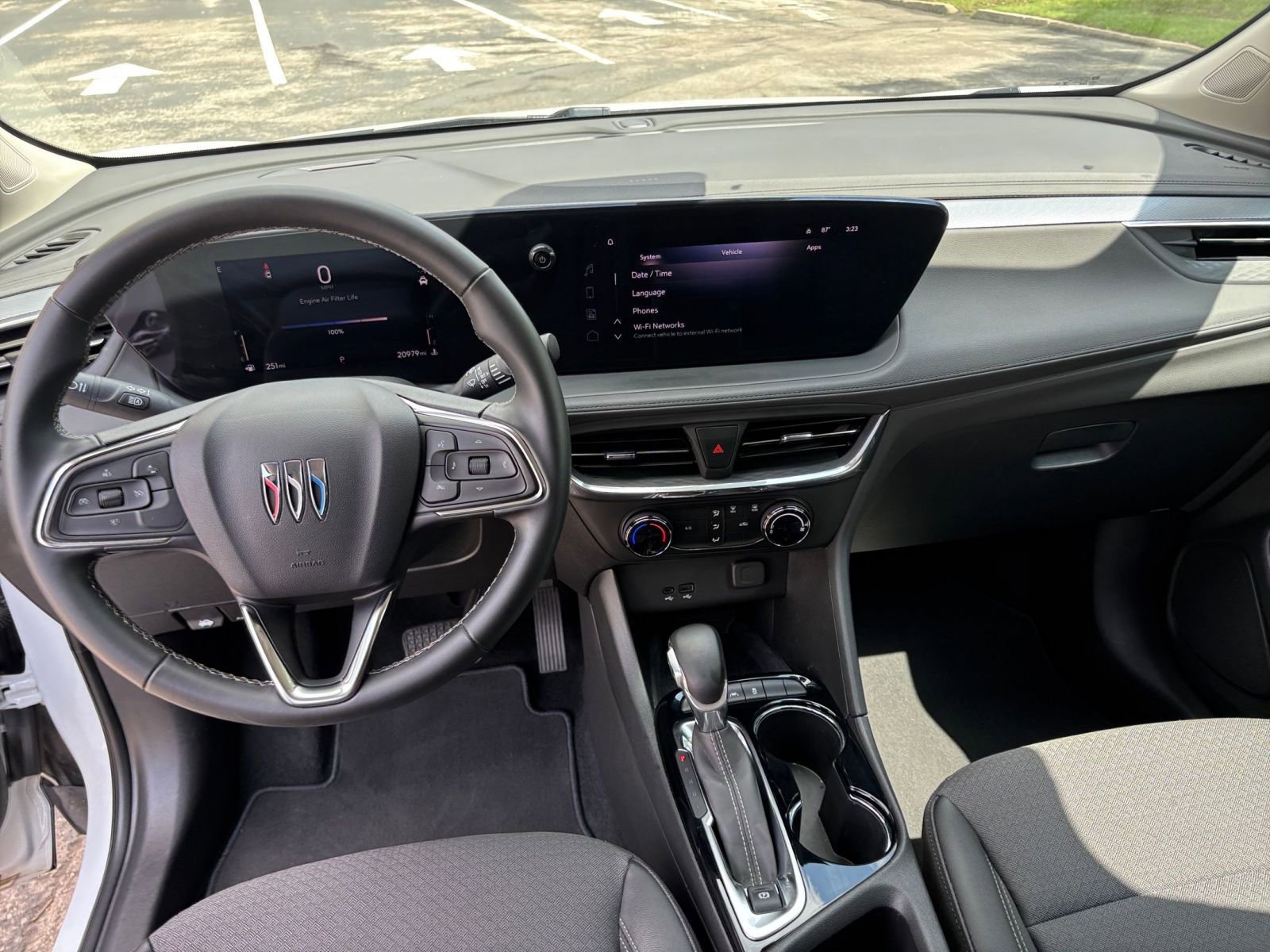Used 2025 Buick Encore GX Preferred FWD image 28