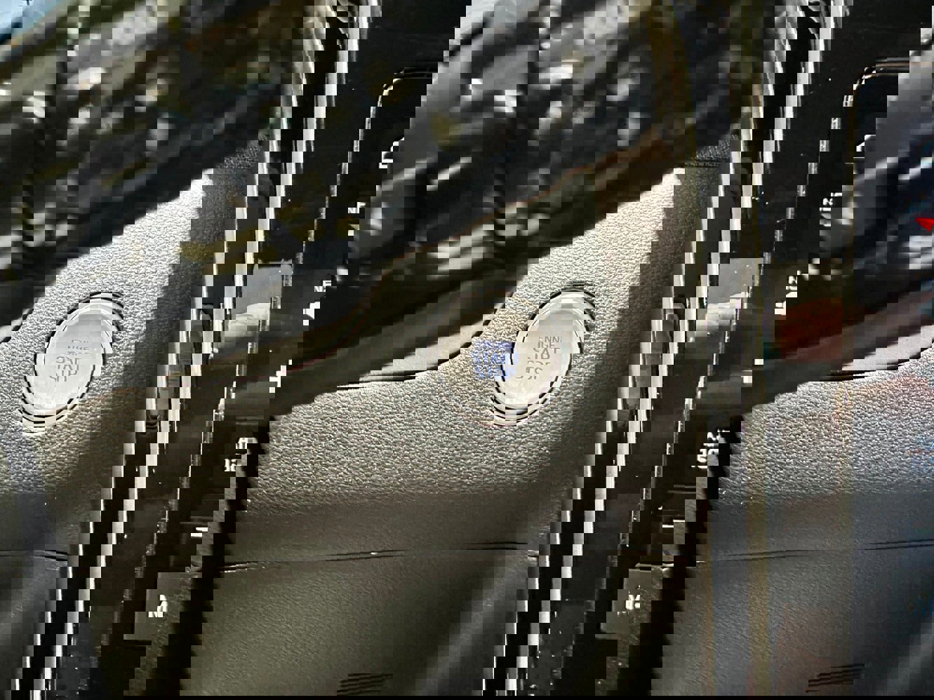 Used 2024 Hyundai Santa Cruz Limited image 17