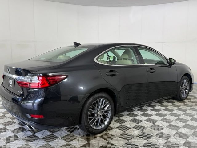 Used 2018 Lexus ES 350 w/ Premier Package FWD image 7