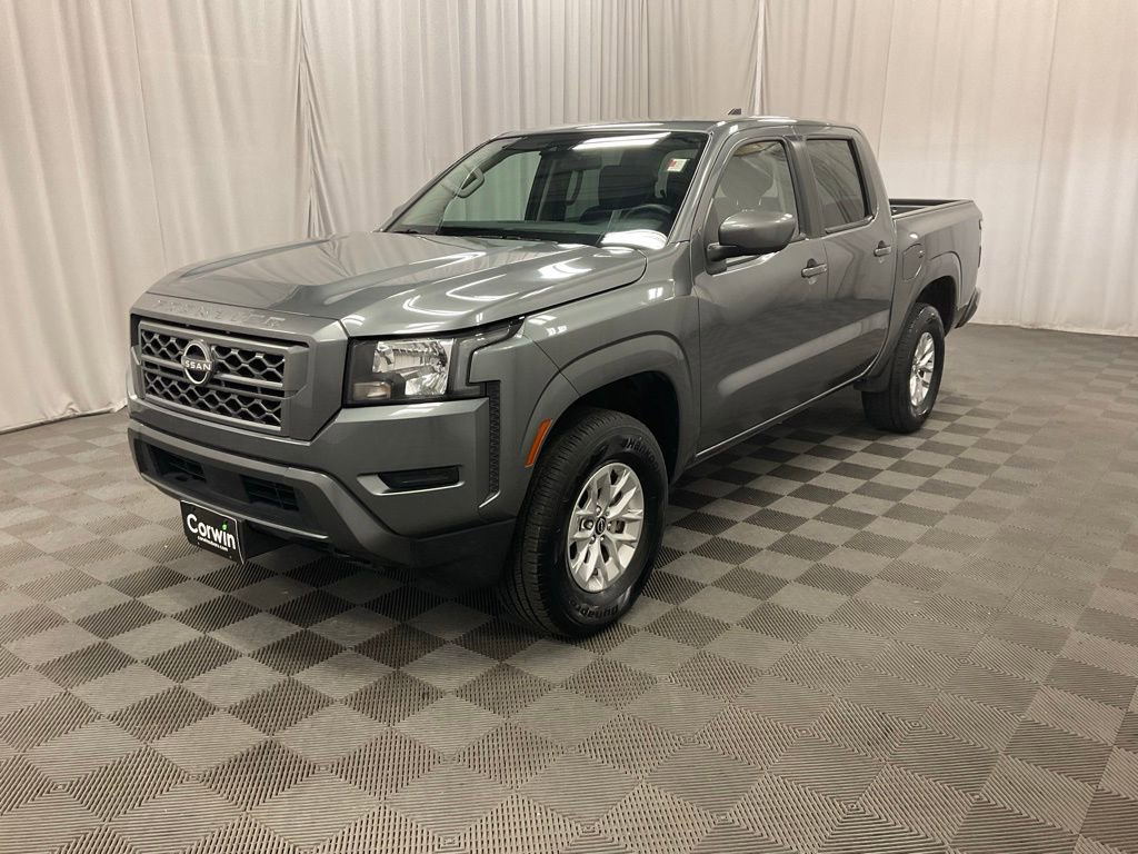 Used 2024 Nissan Frontier SV image 9