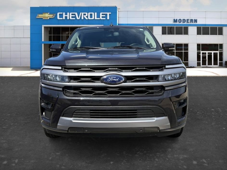 Used 2024 Ford Expedition XLT AWD/4WD image 7