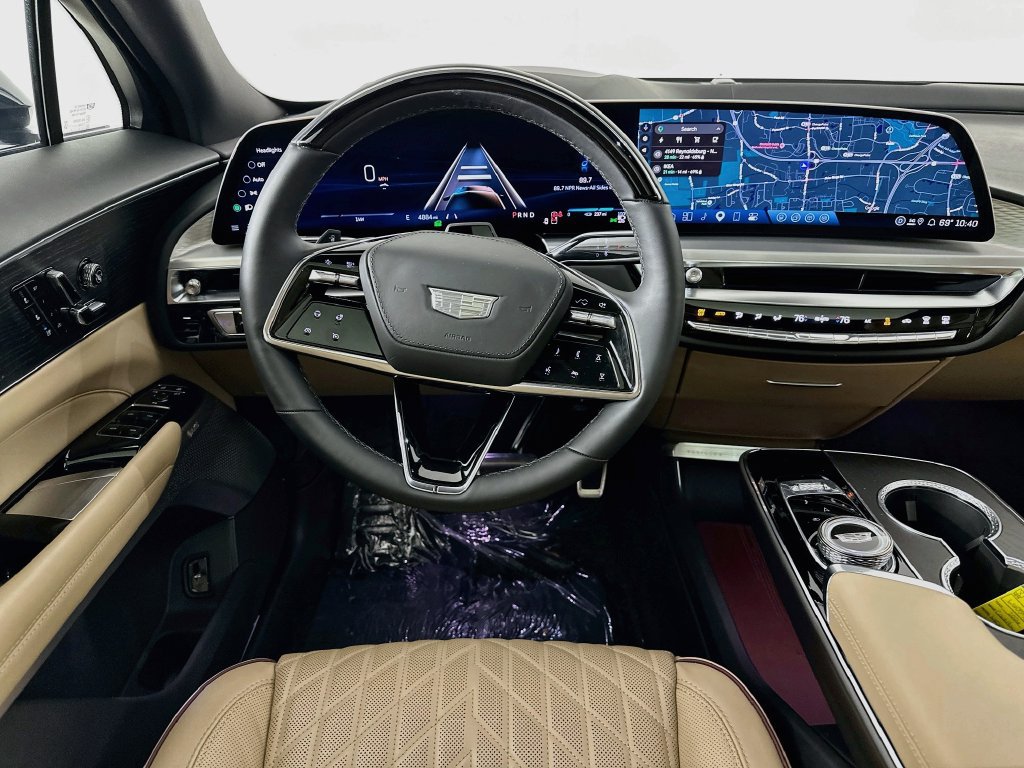 New 2026 Cadillac Lyriq Signature Luxury w/ Nappa Leather Package AWD/4WD image 29