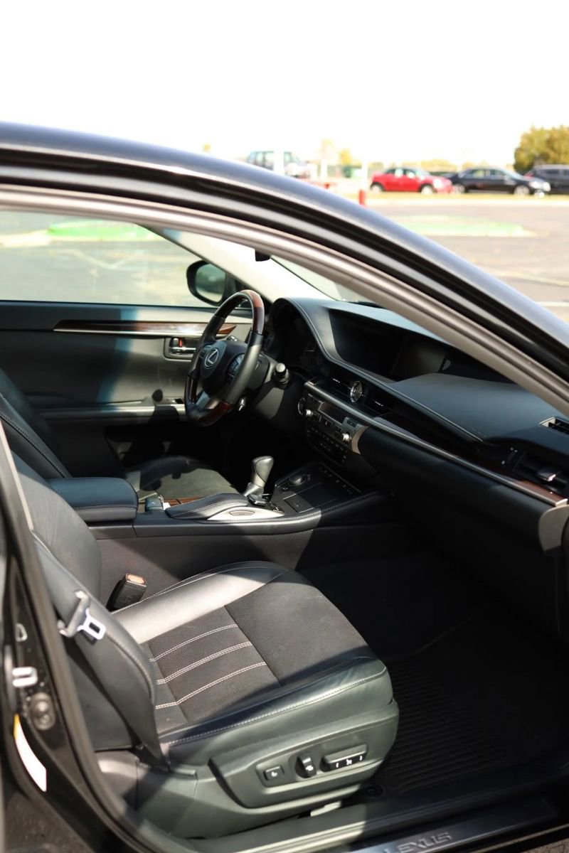 Used 2016 Lexus ES 350 image 50