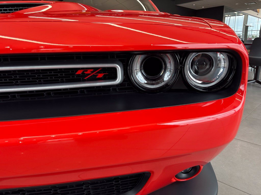 Used 2021 Dodge Challenger R/T Scat Pack w/ Scat Pack Stripe RWD image 9