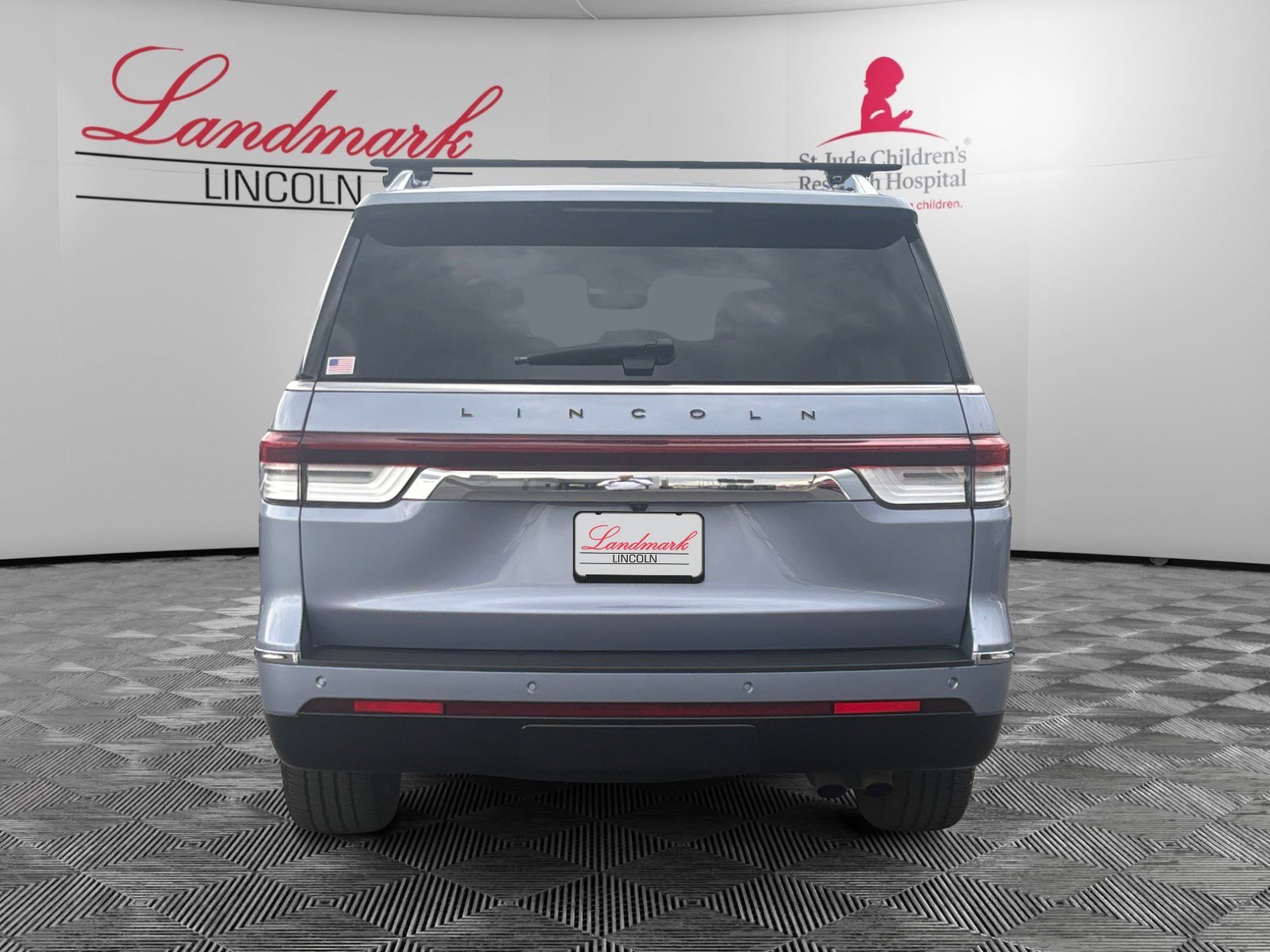 Used 2022 Lincoln Navigator Black Label image 4