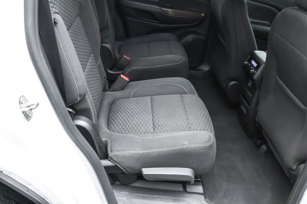 Used 2019 GMC Acadia SLE w/ Driver Alert Package I FWD image 26