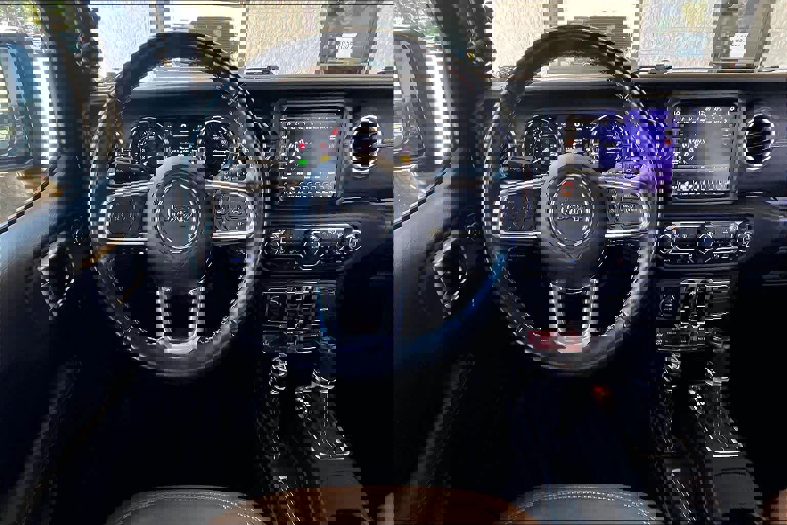 Used 2022 Jeep Wrangler Unlimited Rubicon 4xe w/ Cold Weather Group image 6