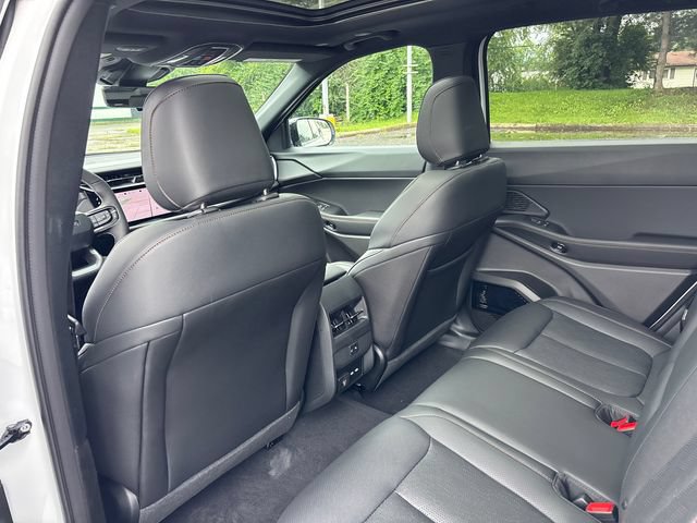 New 2026 Jeep Cherokee Overland w/ Advanced Pro Tech Group AWD/4WD image 9