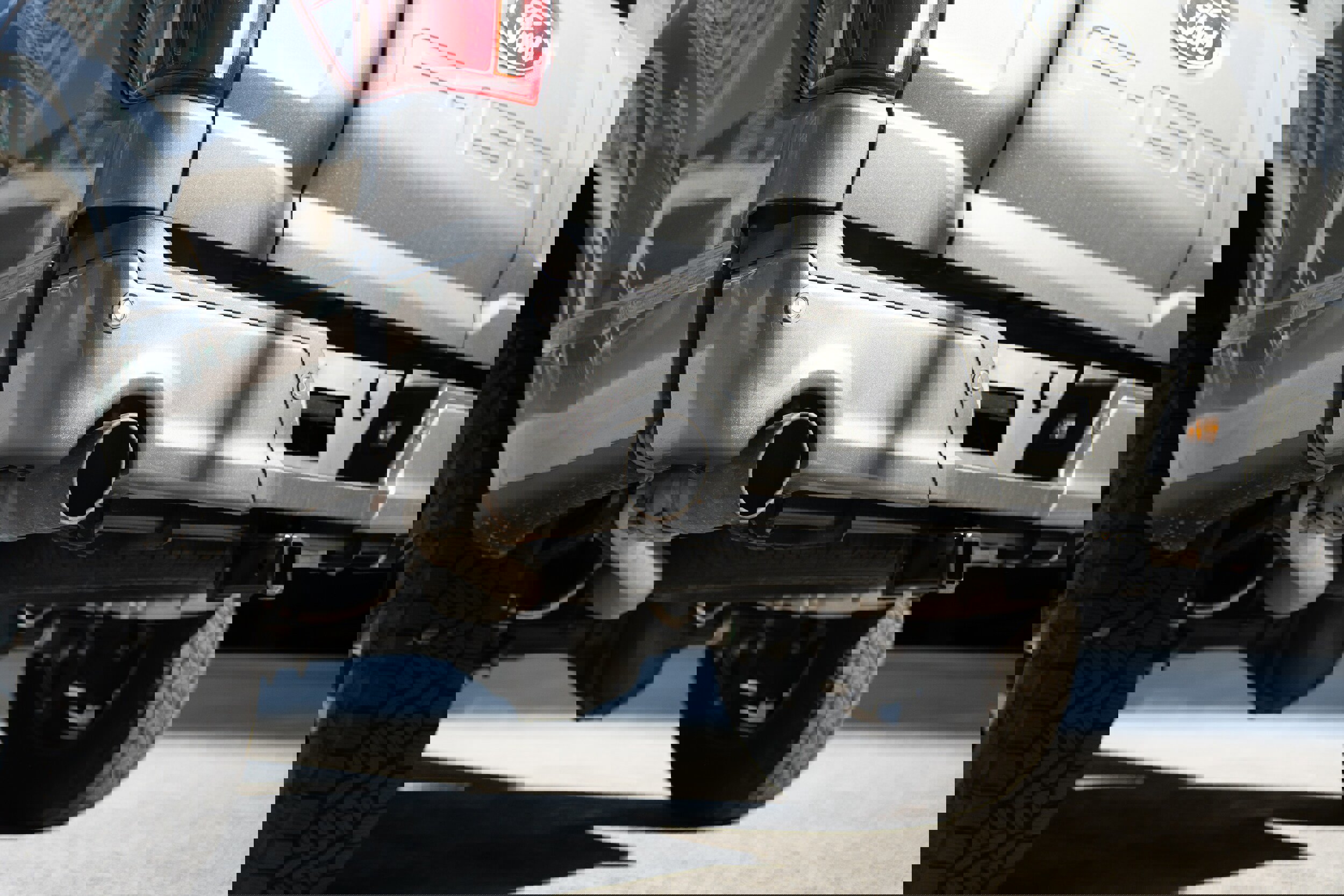 Used 2025 Ford F150 Lariat w/ Equipment Group 502A High image 9