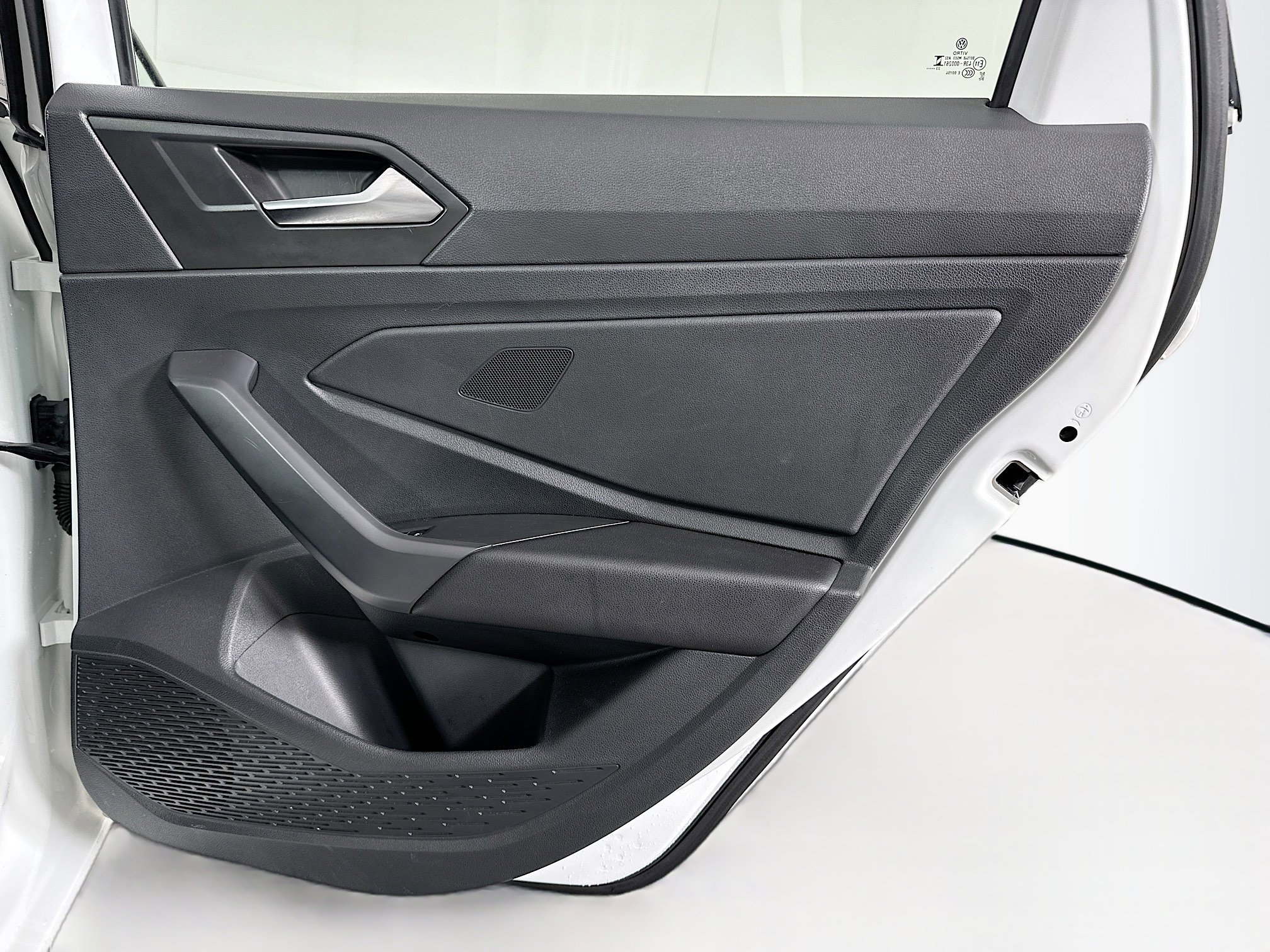 Used 2024 Volkswagen Jetta S image 28