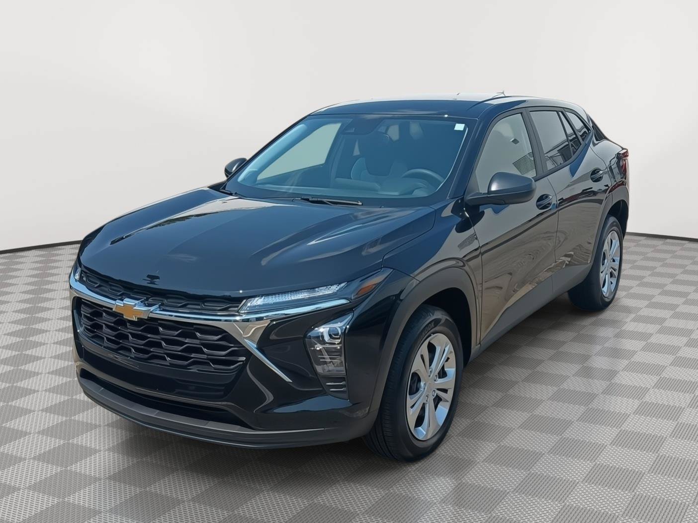 Used 2026 Chevrolet Trax LS w/ Driver Confidence Package FWD image 4