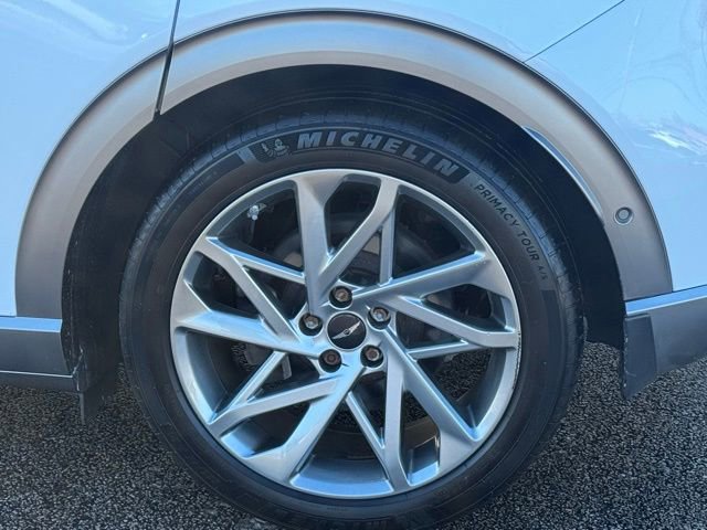 Used 2023 Genesis GV60 Advanced image 6