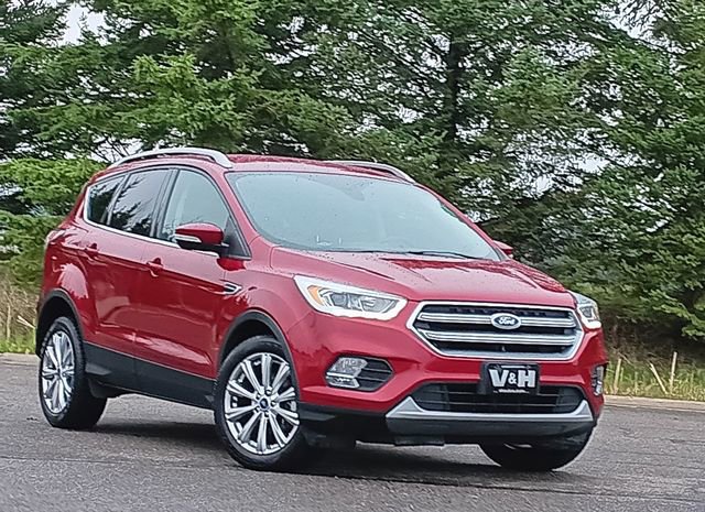 Used 2017 Ford Escape Titanium FWD image 1