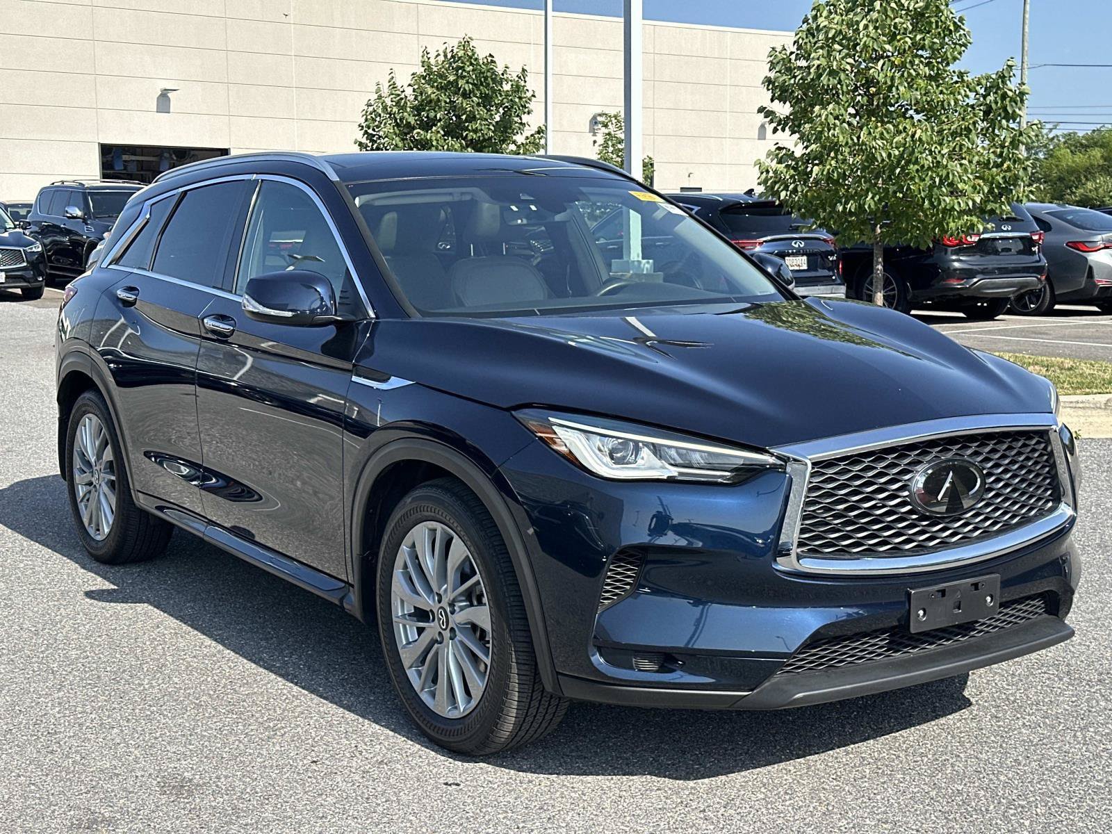 Used 2023 INFINITI QX50 Luxe AWD/4WD image 6