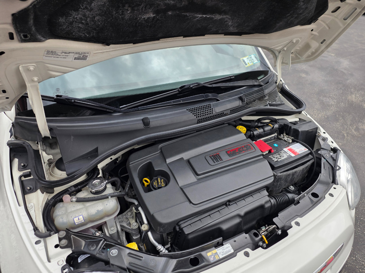 Used 2016 FIAT 500 Pop image 32