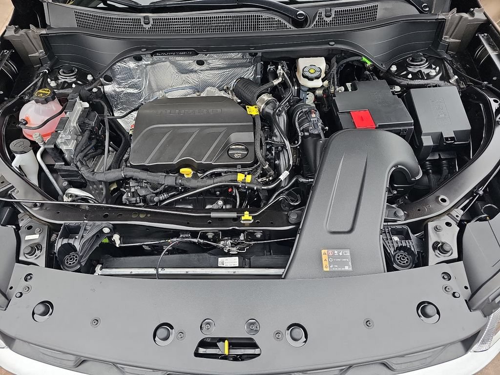 New 2026 Chevrolet Trax LS w/ LS Convenience Package FWD image 31