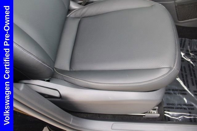 Used 2025 Volkswagen Taos S image 19