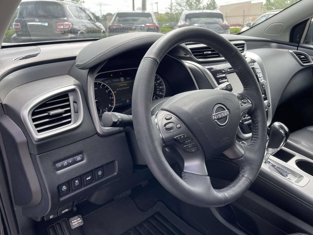 Used 2024 Nissan Murano SL FWD image 18