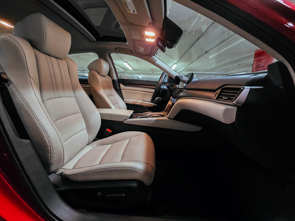 Used 2018 Honda Accord EX-L image 33