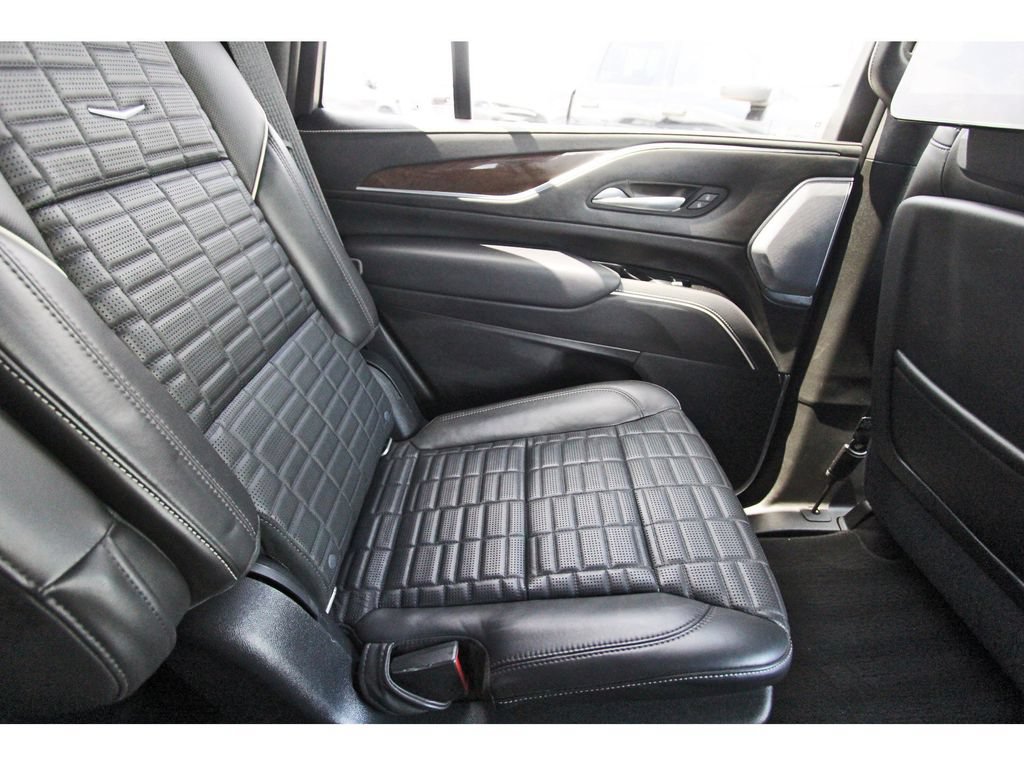 Used 2021 Cadillac Escalade Sport Platinum AWD/4WD image 11