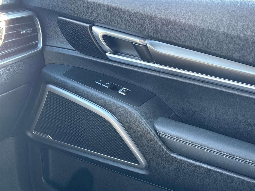 Certified 2023 Kia Telluride S image 28