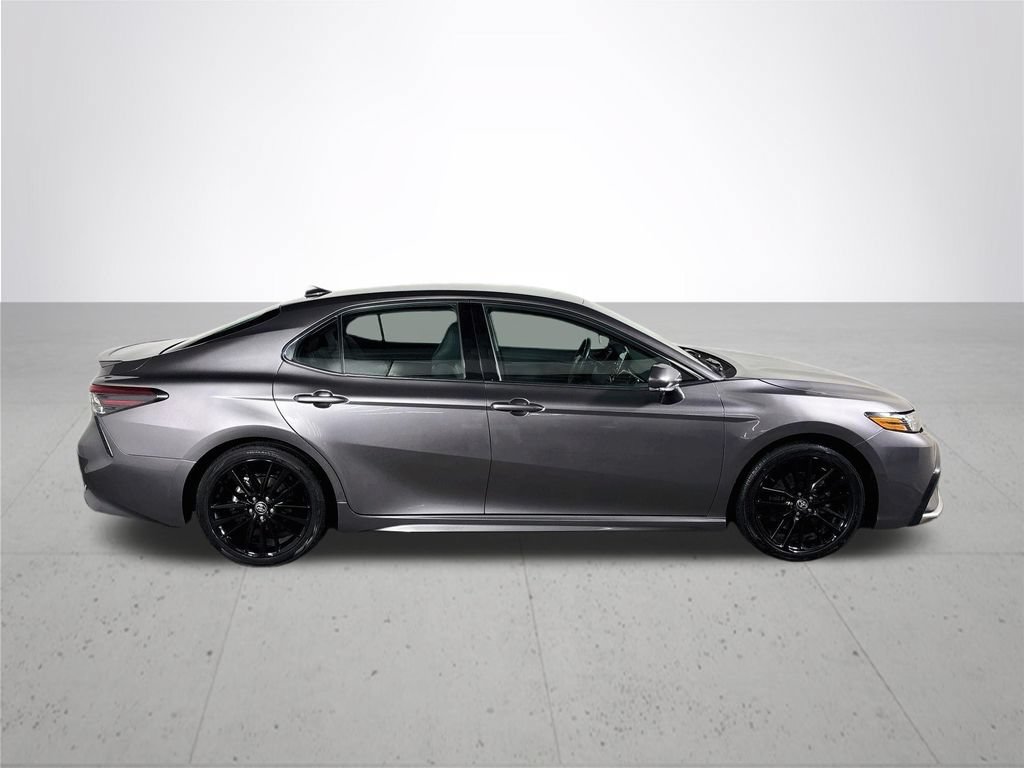 Used 2024 Toyota Camry XSE FWD image 5