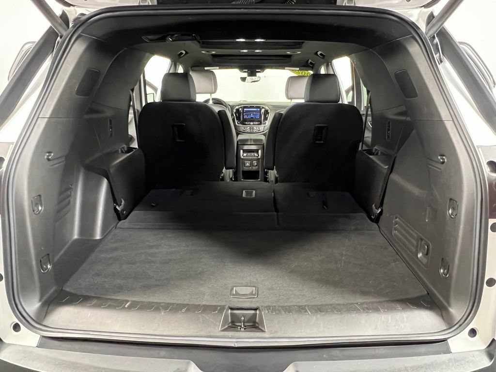 Certified 2023 Chevrolet Traverse LT w/ LT Premium Package AWD/4WD image 29