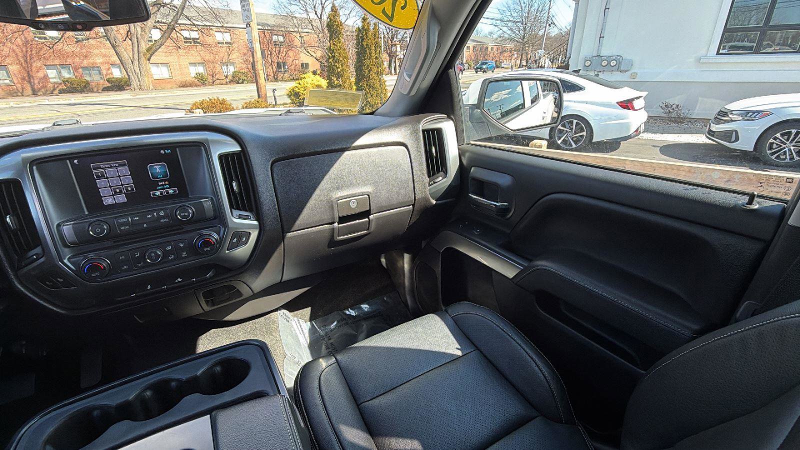 Used 2018 Chevrolet Silverado 1500 LT w/ All Star Edition image 28