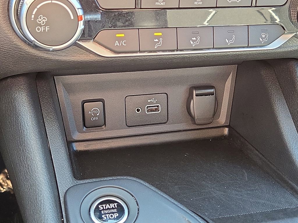 Used 2025 Nissan Sentra S image 27