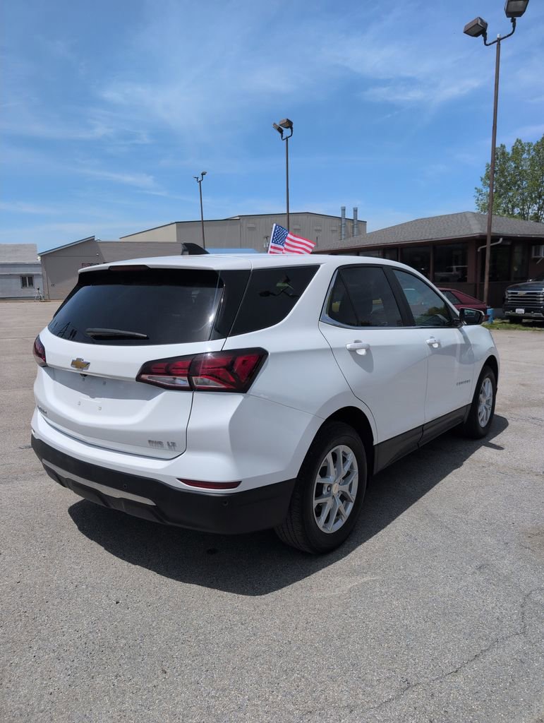 Used 2024 Chevrolet Equinox LT AWD/4WD image 4