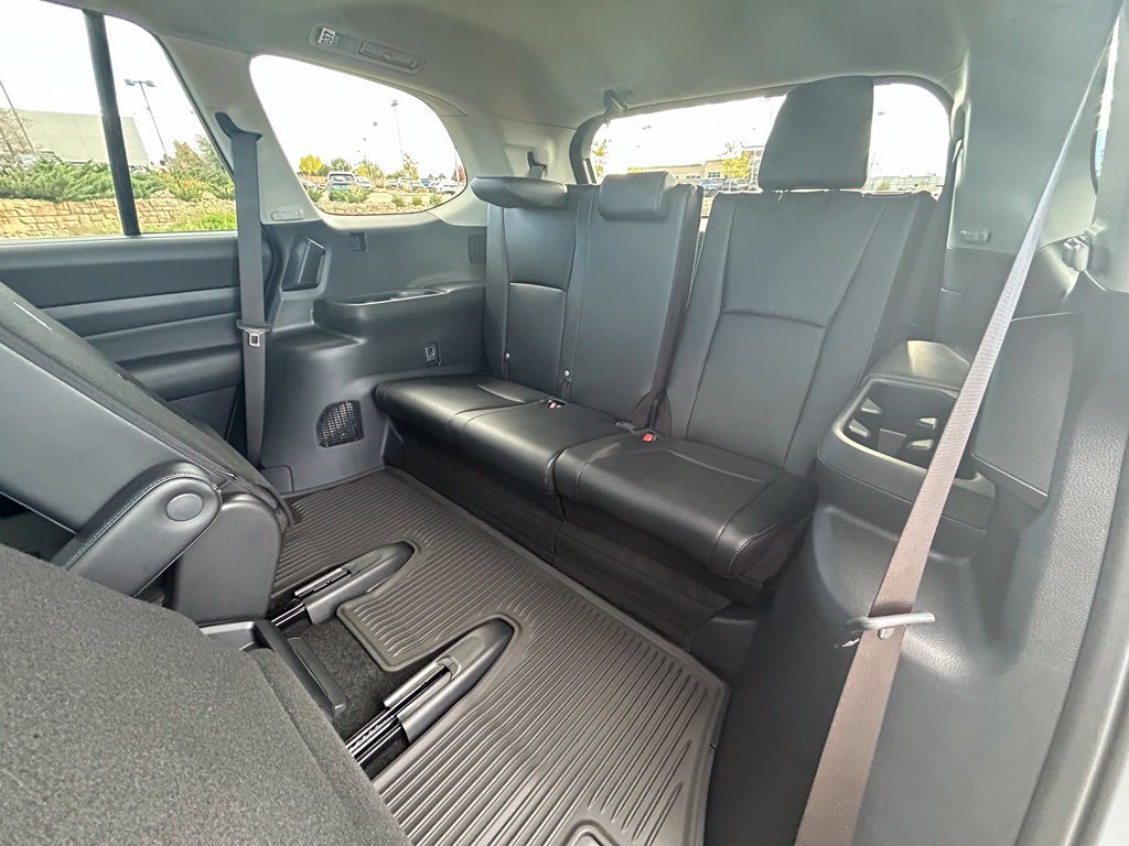 Used 2026 Toyota Grand Highlander AWD image 26