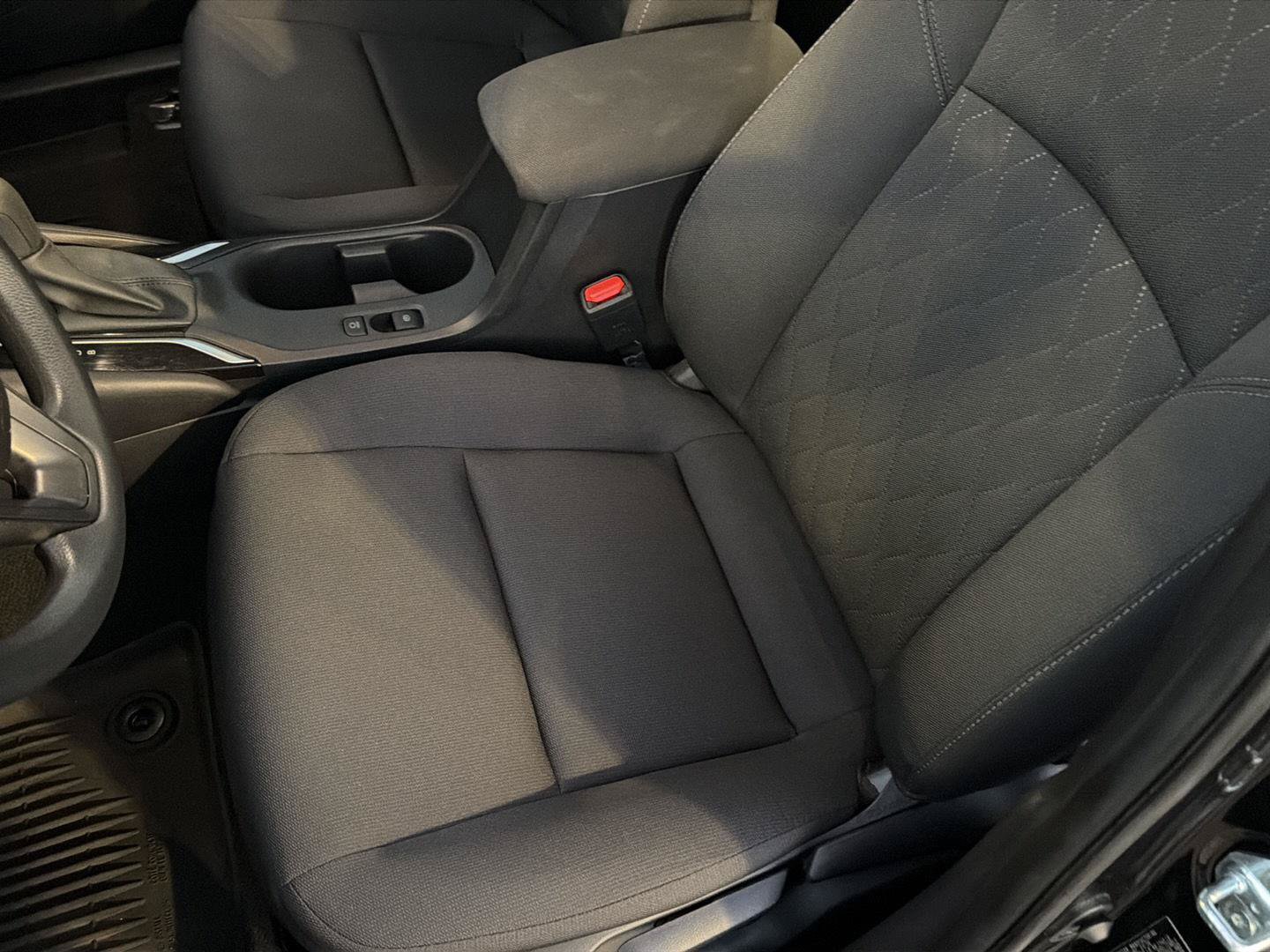 Certified 2026 Toyota Corolla LE FWD image 28