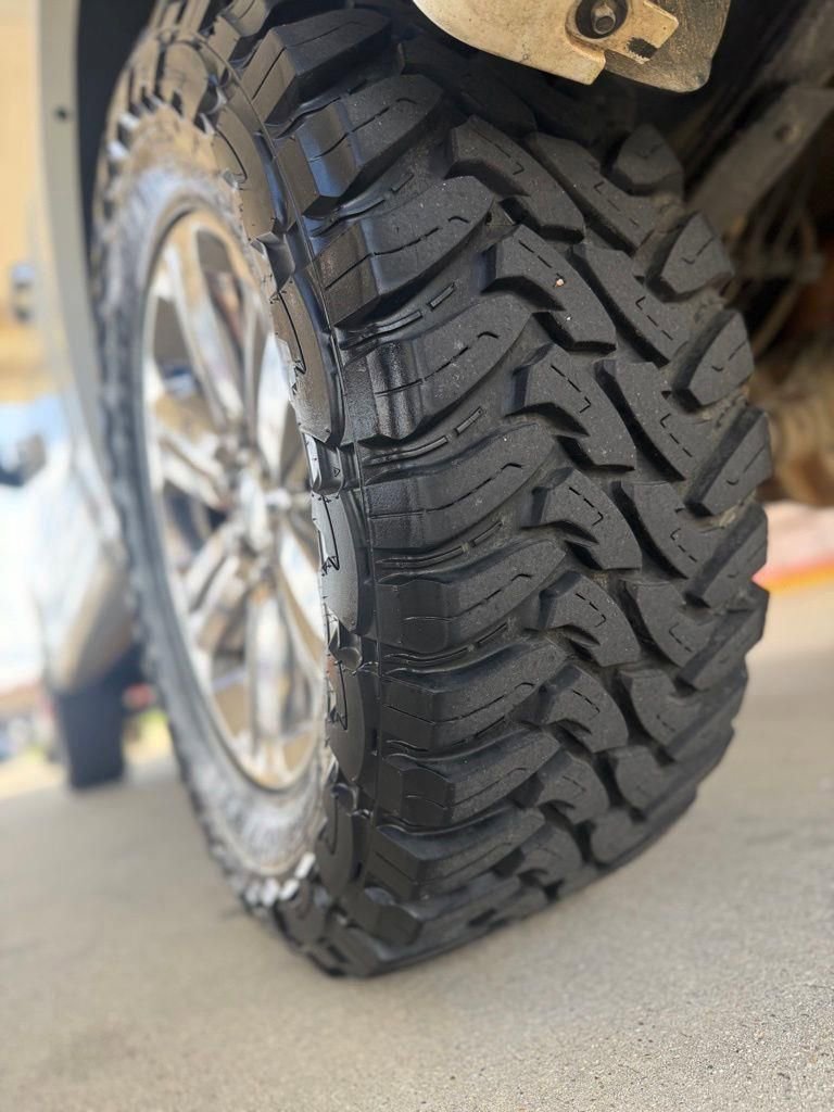 Used 2020 Ford F150 Lariat image 13