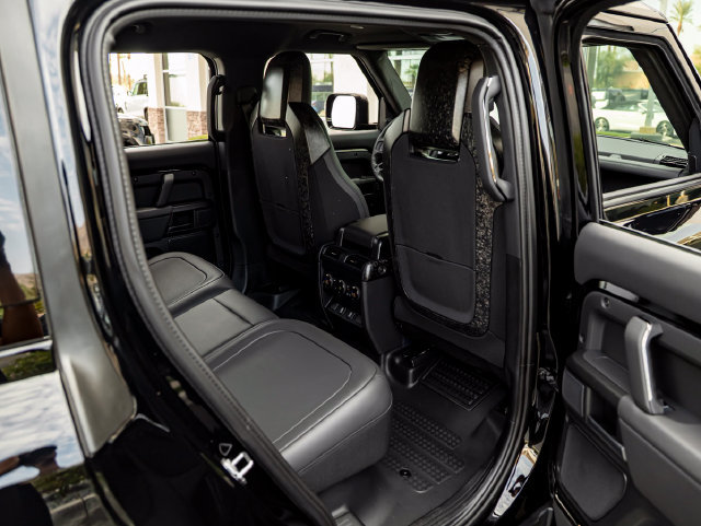 New 2026 Land Rover Defender 110 OCTA AWD/4WD image 35