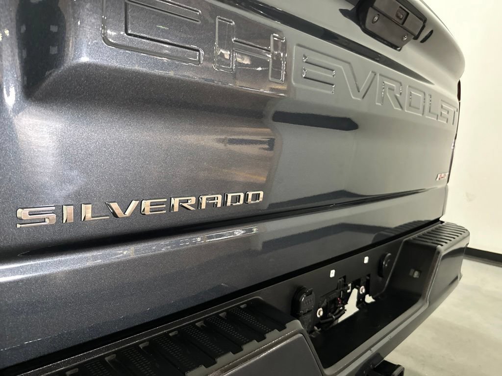 Used 2021 Chevrolet Silverado 1500 RST w/ Bed Protection Package RWD image 13