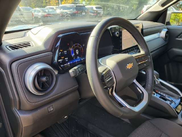 Used 2026 Chevrolet Colorado LT AWD/4WD image 17