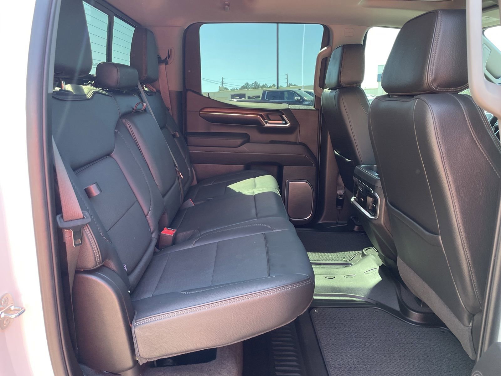 Used 2024 GMC Sierra 1500 Denali image 29