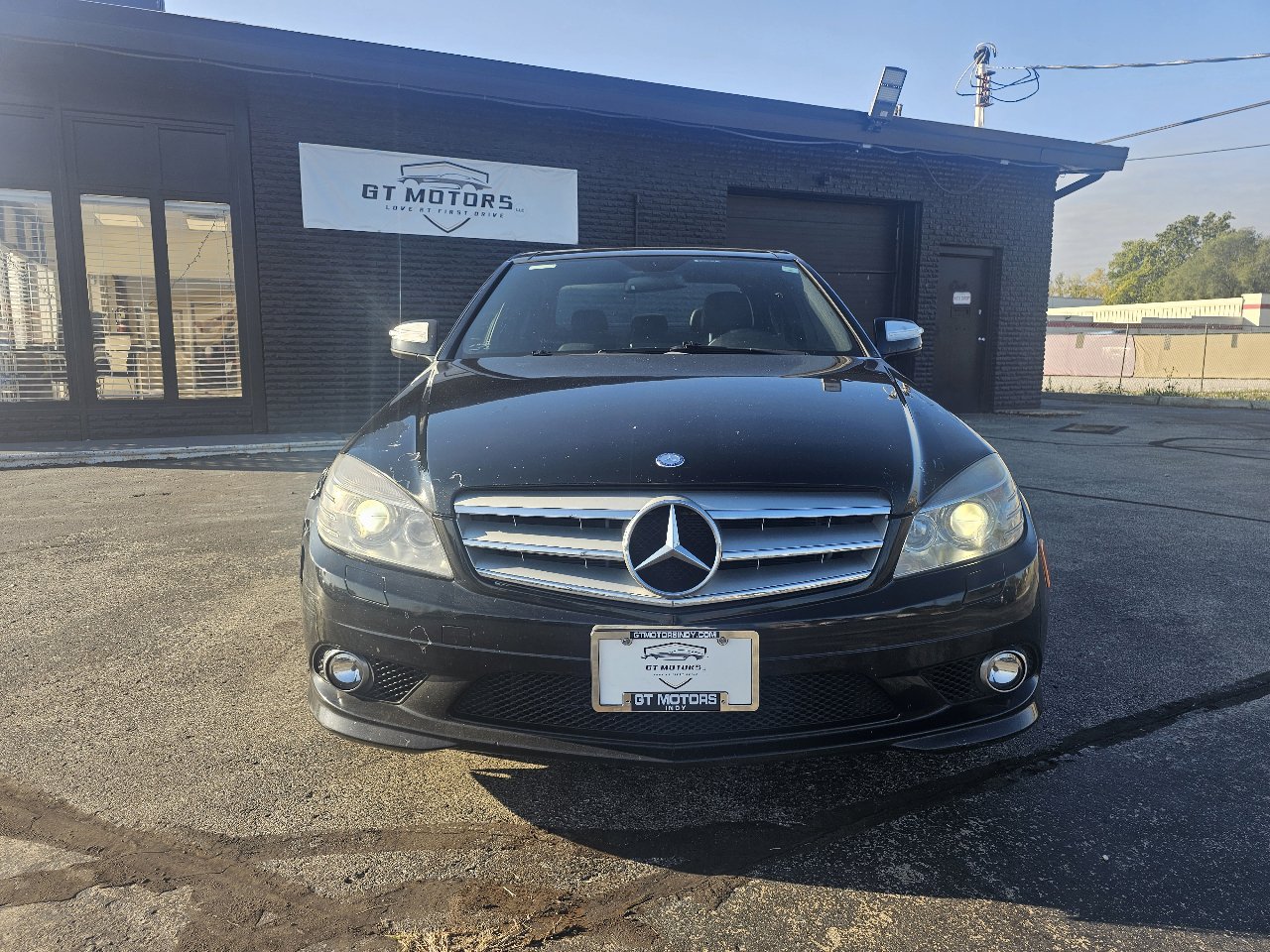Used 2009 Mercedes-Benz C 350 Sport image 2