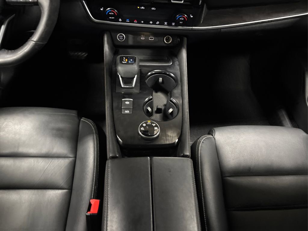 Used 2021 Nissan Rogue SL w/ Premium Package image 18