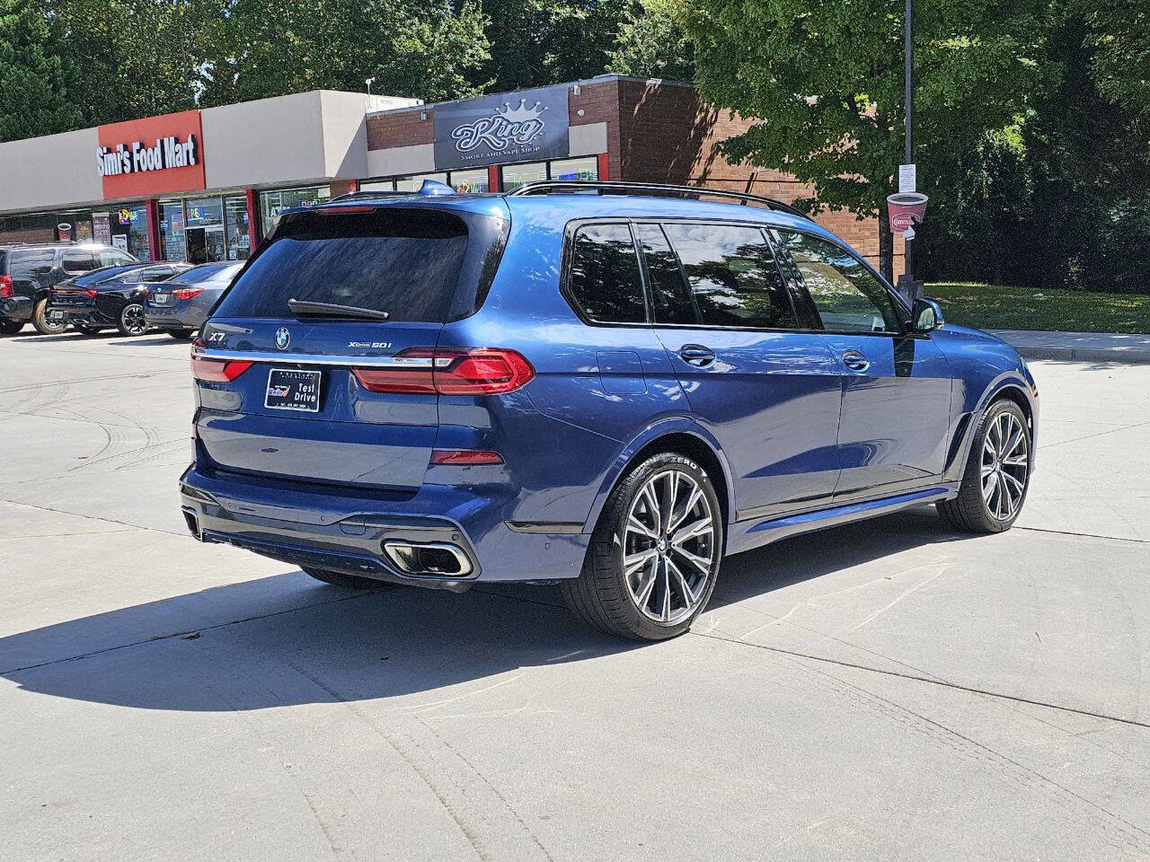 Used 2019 BMW X7 xDrive50i w/ M Sport Package AWD/4WD image 21