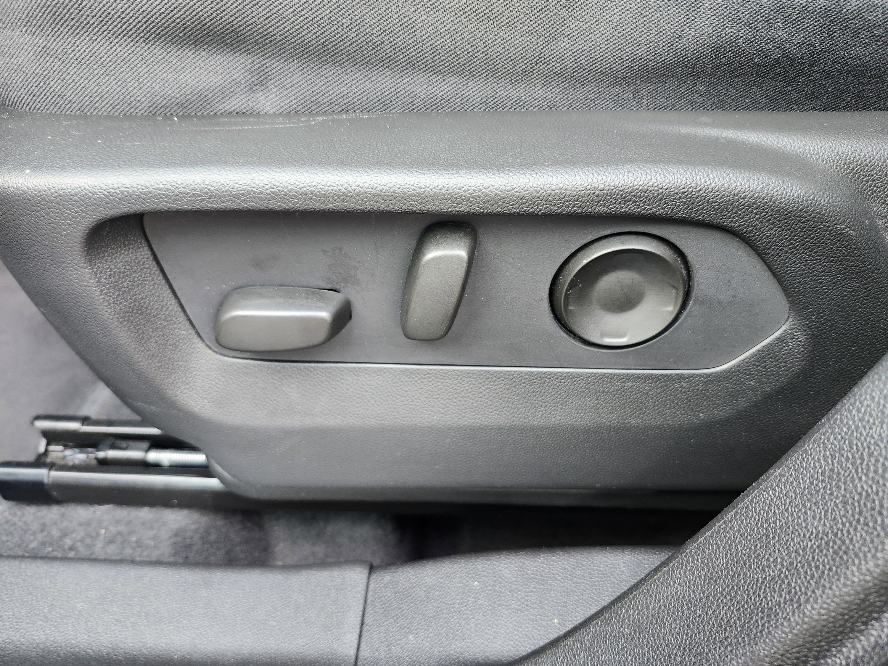 Used 2025 Buick Envision Preferred image 19